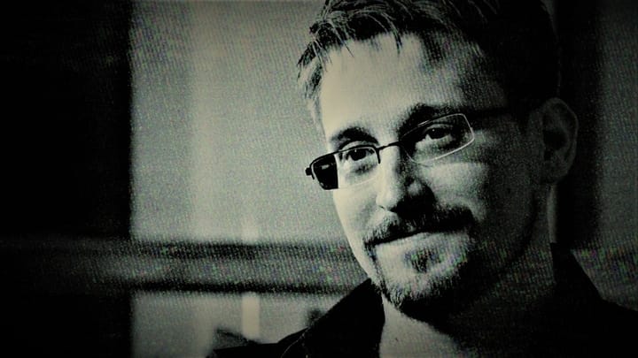 Une image de Edward Snowden probablement extraite du documentaire 'Nothing to hide'